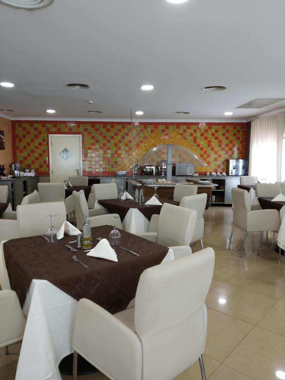 Malaika Hotel Bissau Exterior photo